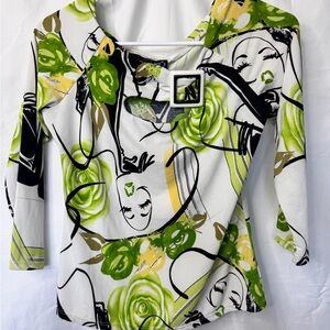 Women's French Vintage White Floral Graphic Long-Sleeve Top with Green Accents